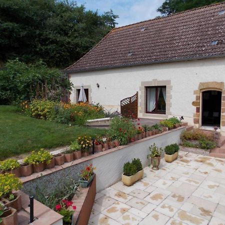 Gîte Neuvy, 1 pièce, 2 personnes - FR-1-489-213 Neuvy  Esterno foto